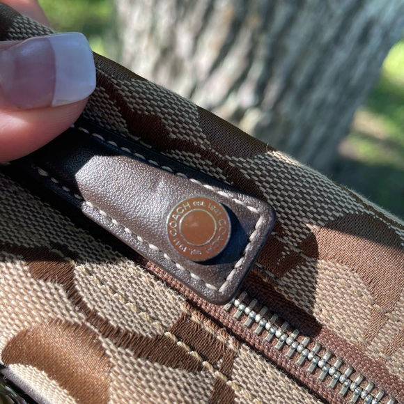 Coach Coach Coach Coach Coach Coach Coach Coach Coach Coach Coach Coach Coach. - Picture 5 of 7